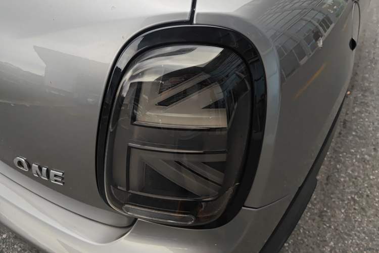 Used  MINI 2016 1.2T ONE Pioneer Edition
