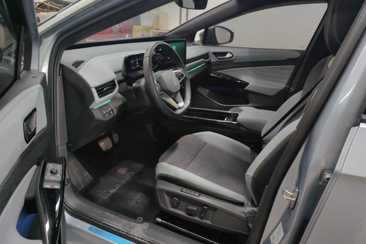 Used Volkswagen ID.4 X 2022 Smart Enjoyment Long-Range Edition