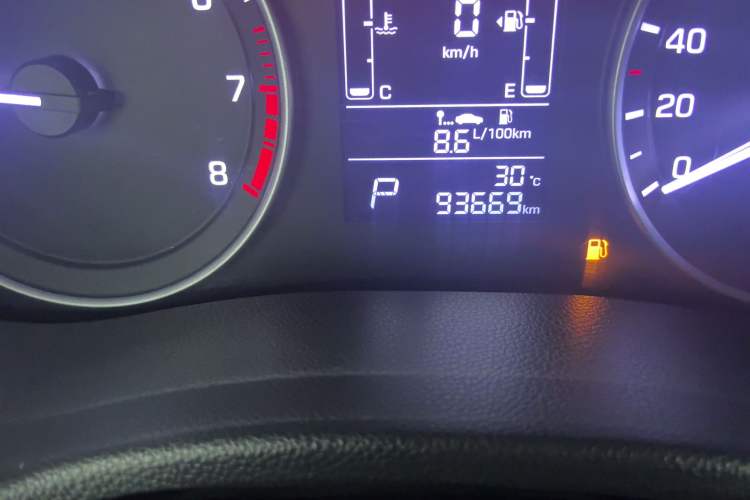 Used Hyundai ix25 2015 1.6L Automatic Two-Wheel Drive Smart GLS Trim
