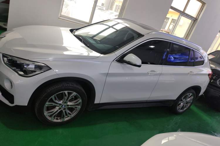 Used BMW X1 2019 sDrive20Li Leading Model

