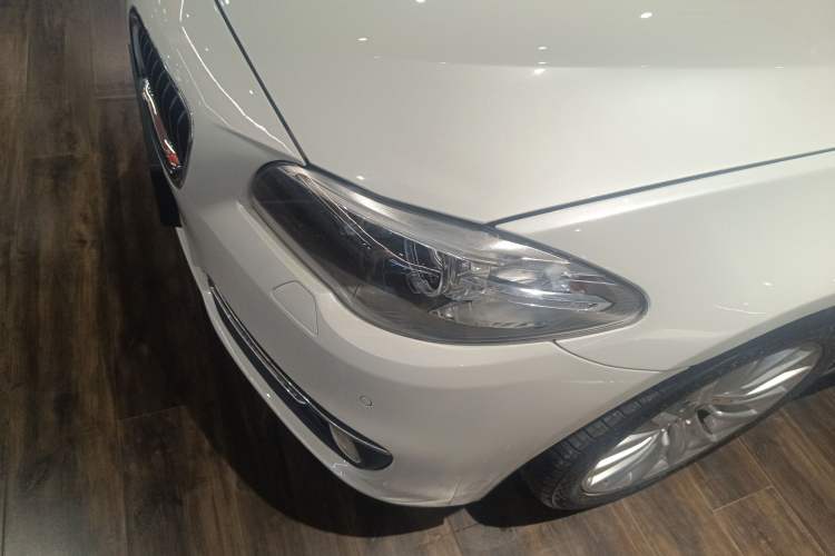 Used BMW 5 Series 2014 525Li Luxury Design Package