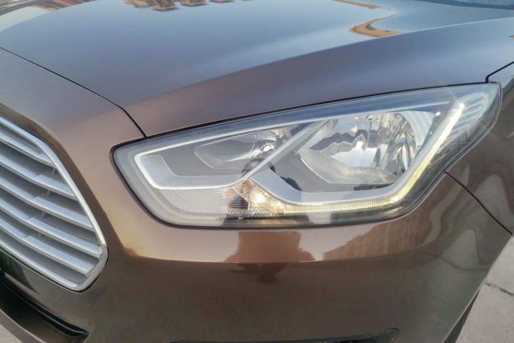 Used Ford Escort 2015 1.5L Manual Comfort Model
