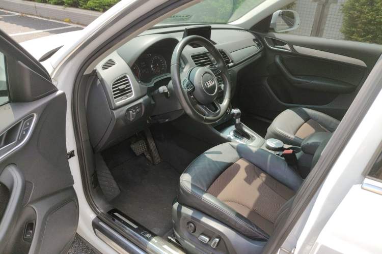 Used Audi Q3 2018 30th Anniversary Edition 35 TFSI Fashion Model
