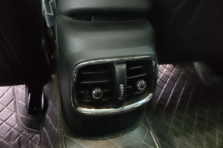 Used  Clubman 2016 Updated 1.5T COOPER Geek Edition
