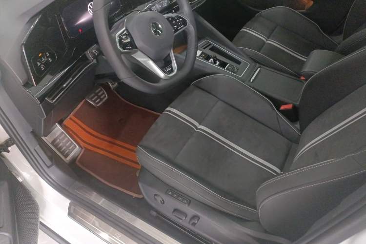 Used Volkswagen Golf 2023 280TSI DSG R-Line Lite
