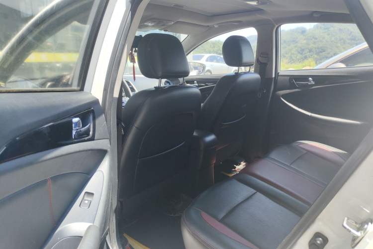 Used Changan Eado 2015 1.6L Manual Junku Model China V Standard
