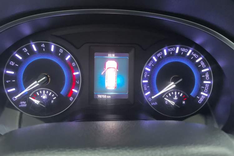 Used Haval H2 2018 Blue-Label 1.5T Dual-Clutch Two-Wheel-Drive Luxury Model
