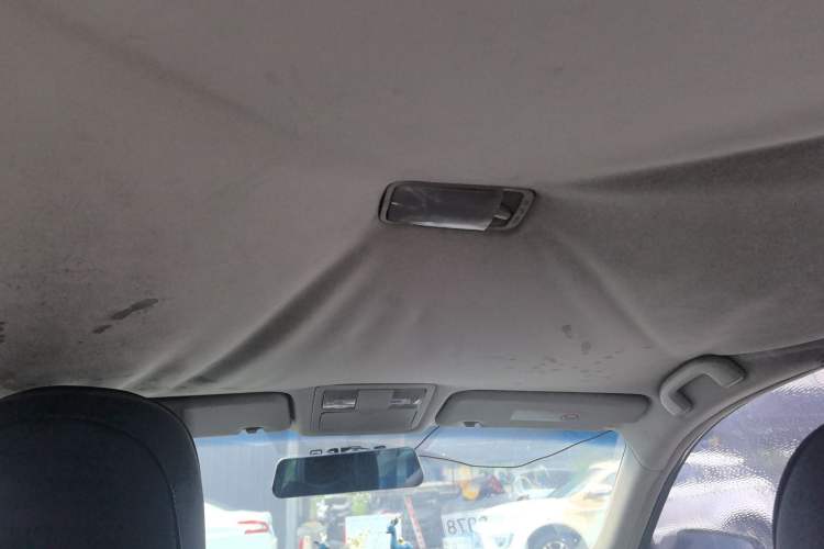 Used Dongfeng Aeolus A60 2014 1.6L Manual Luxury Model
