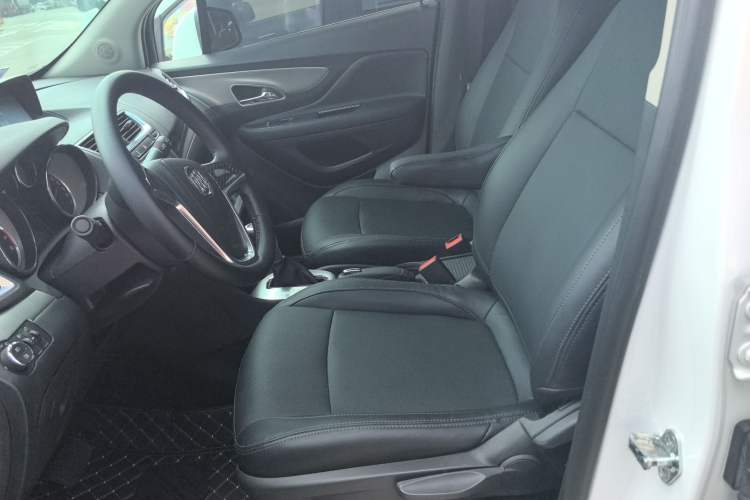 Used Buick Encore 2015 1.4T Automatic Two-Wheel Drive Urban Elite Version
