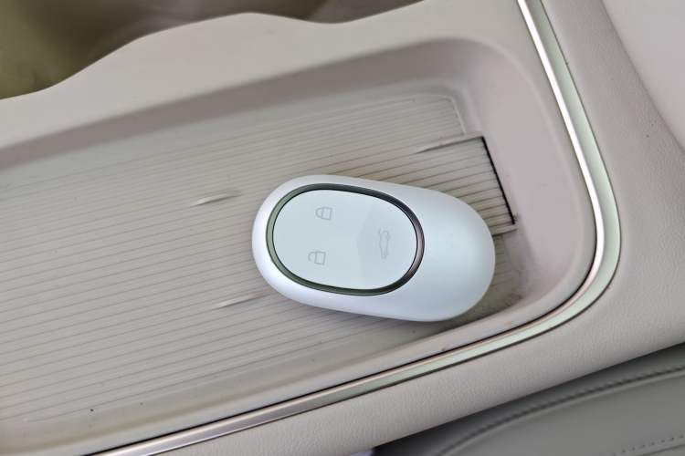 Used Nio ES6 2024 75 kWh