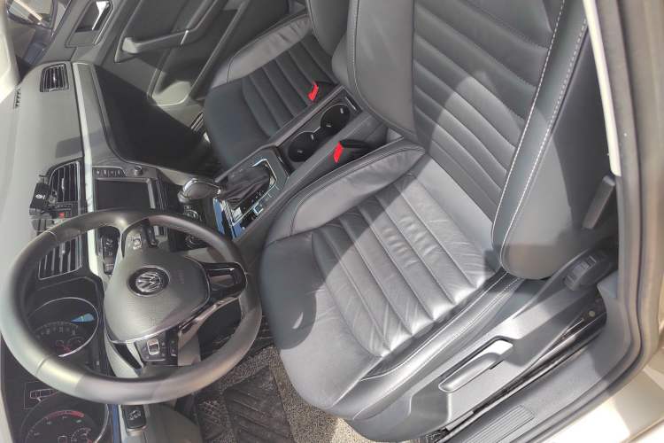 Used Volkswagen Lamando 2018 280TSI DSG Comfort Edition
