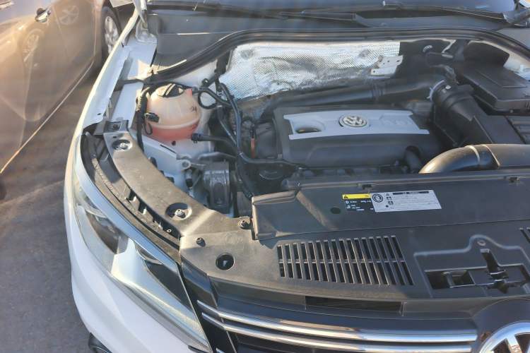 Used Volkswagen Tiguan 2012 2.0 TSI Automatic All-Wheel Drive Flagship Edition