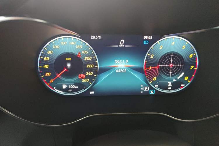 Used Mercedes-Benz GLC 2021 GLC 260 L 4MATIC Dynamic Edition
