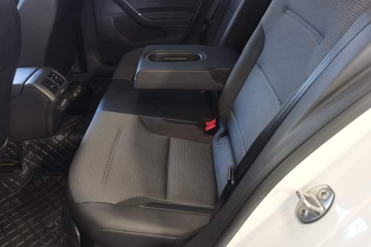 Used Volkswagen Golf 2020 280TSI DSG Comfort Version
