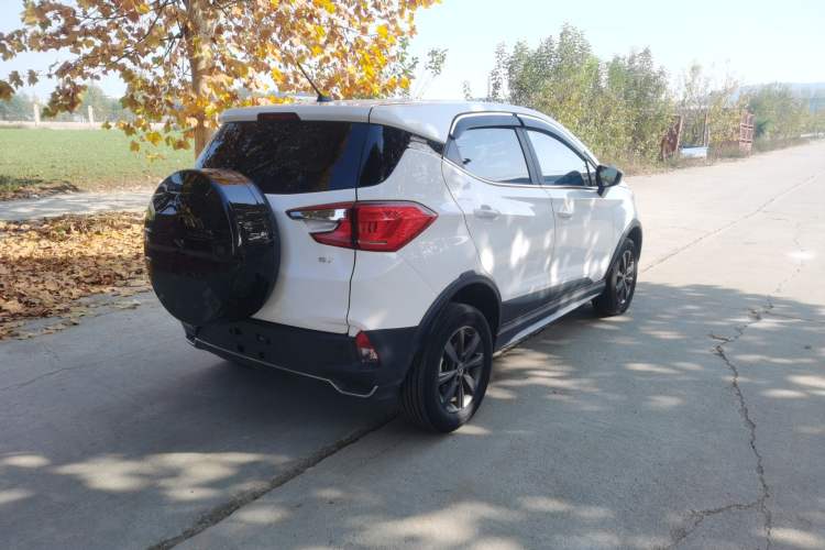 Used BYD Yuan New Energy 2019 EV535 Smart Connect Trendsetting Model
