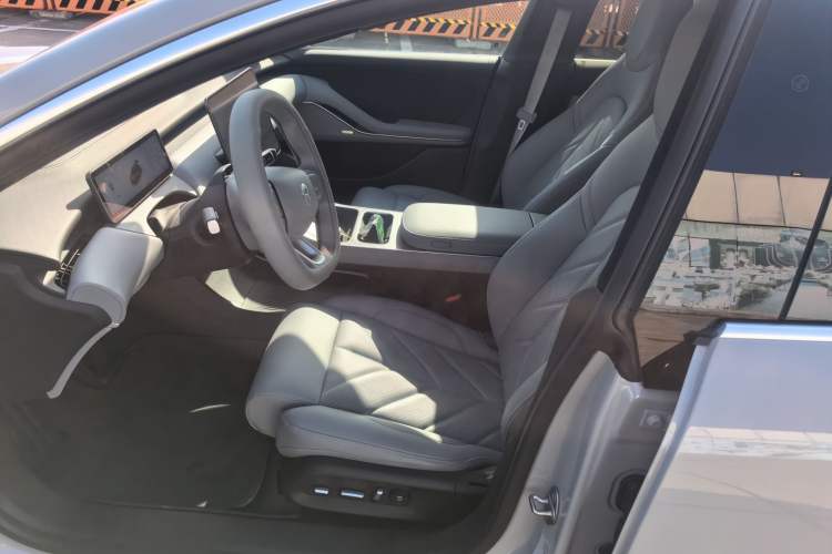 Used Nio ET5T 2025 75 kWh Touring