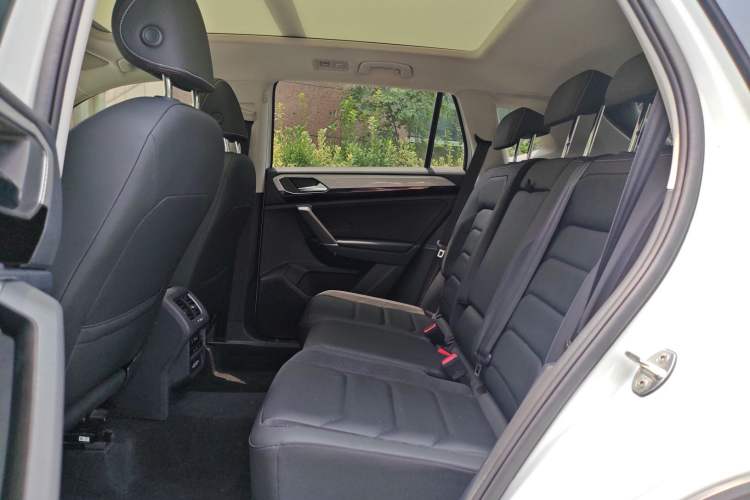 Used Volkswagen Tayron 2020 330TSI Two-Wheel Drive Luxury Smart Connectivity Version
