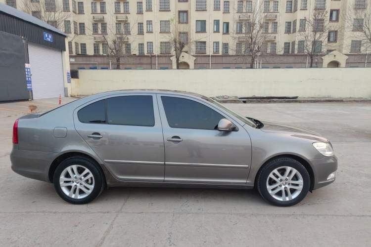 Used Skoda Octavia 2014 1.4TSI DSG Yijun Edition
