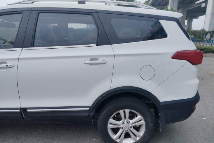 Used HYOSOW S3 2016 S3L 1.5L Manual Prestige Edition
