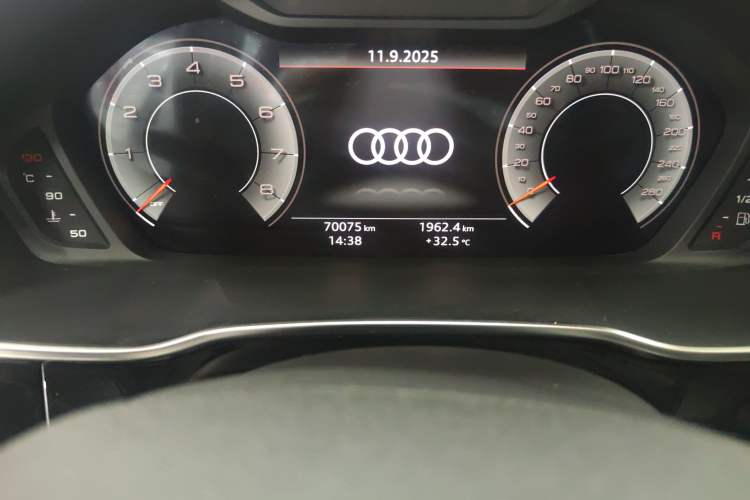 Used Audi Q3 2022 35 TFSI Fashion Dynamic Model
