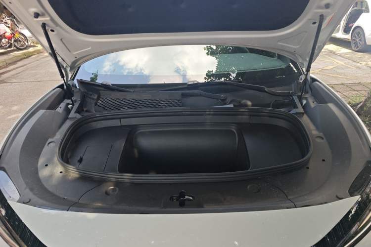 Used BYD Song L EV 2025 Intelligent Driving Version 662 km LiDAR Excellence Edition
