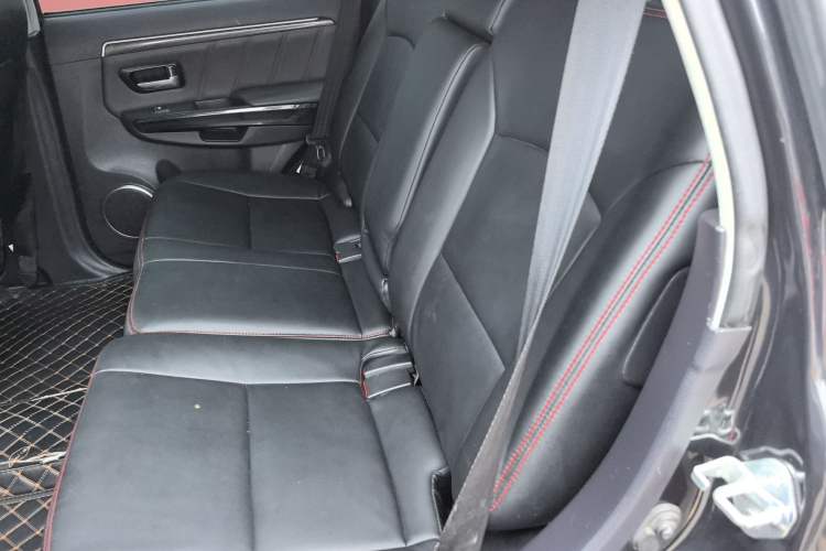 Used Haval H5 Classic 2015 2.0T Diesel Manual 4x4 Ambition Model
