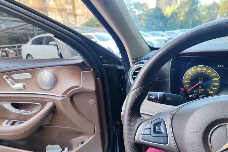 Used Mercedes-Benz E-Class 2018 Facelift E 200 L
