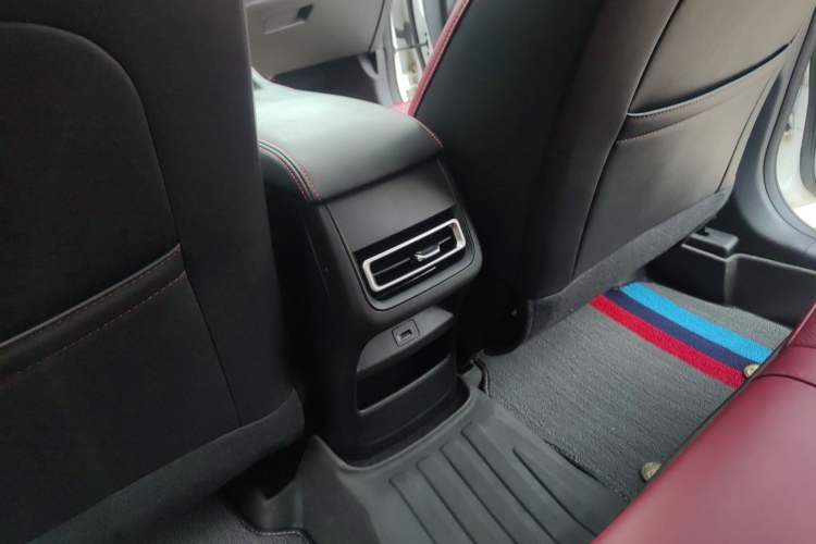 Used Changan Eado 2021 PLUS Blue Whale NE 1.4T GDI DCT Prestige Model
