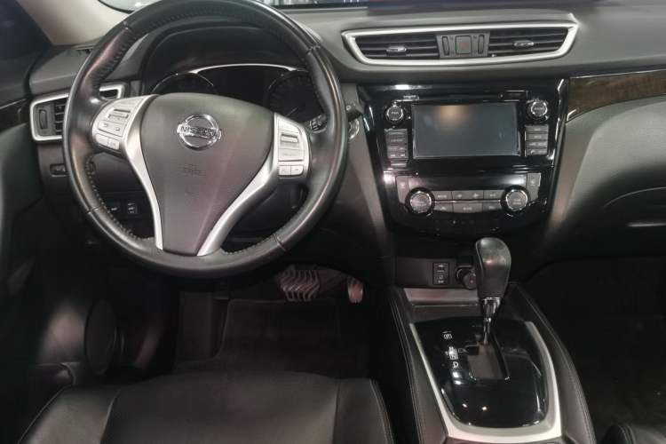 Used Nissan X-Trail 2014 2.5L CVT Ultimate Edition 4WD
