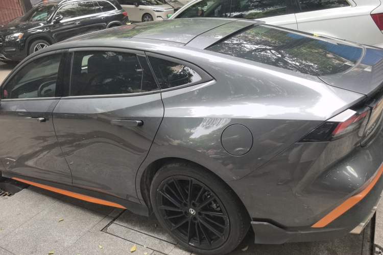 Used Changan UNI-V 2024 1.5T Prestige Sport Edition
