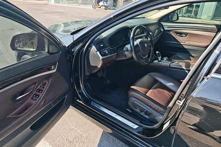 Used BMW 5 Series 2017 525Li Luxury Design Package