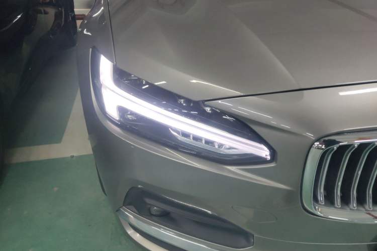 Used Volvo S90 2021 B5 Zhiyuan Luxury Edition