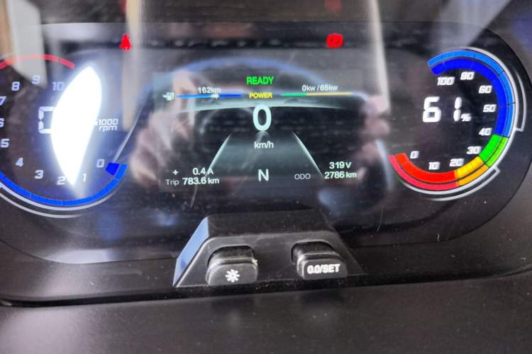 Used Chana Ruixing EM60 2023 All-Electric Van 4525 mm Long Flat Roof with Side Doors 2 Seats 60 kW 38.7 kWh
