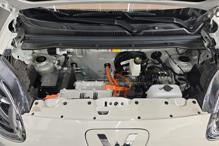 Used Wuling Hongguang MINIEV 2025 Four-Door Version Advanced Edition
