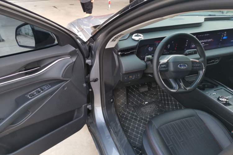 Used Ford Mondeo 2023 EcoBoost 245 Luxury Model
