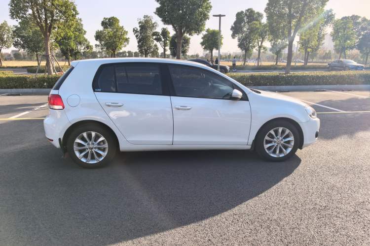 Used Volkswagen Golf 2012 1.6L Automatic Comfort Model
