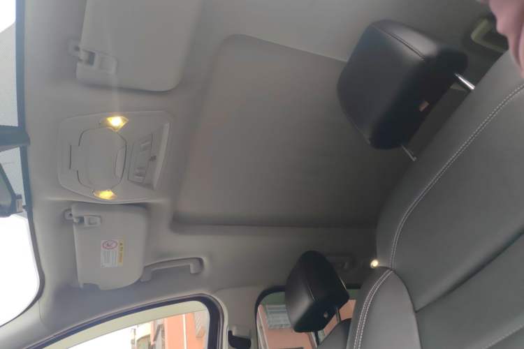 Used Ford Kuga 2018 EcoBoost 180 Two-Wheel-Drive Platinum Edition
