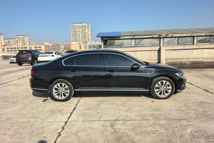 Used Volkswagen Magotan 2019 330TSI DSG Luxury Version China VI Standard
