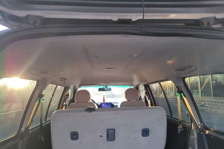 Used FORTHING Lingzhi 2018 M3 1.5L 5-Seat Base Model
