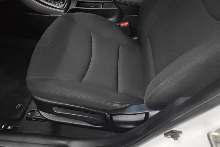 Used Hyundai Elantra 2015 1.6L Automatic Leading Model