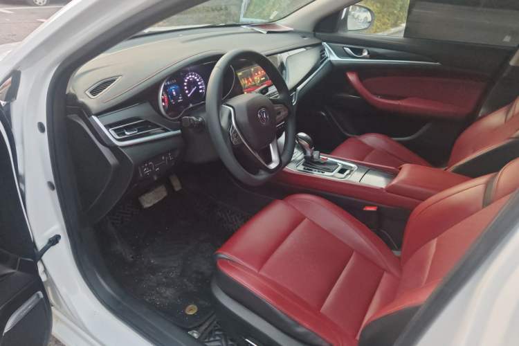 Used Changan Eado 2019 Blue Whale Edition 280T GDI DCT High-Speed Model
