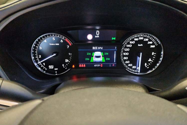 Used Cadillac XT4 2020 28T Two-Wheel-Drive Leading Version
