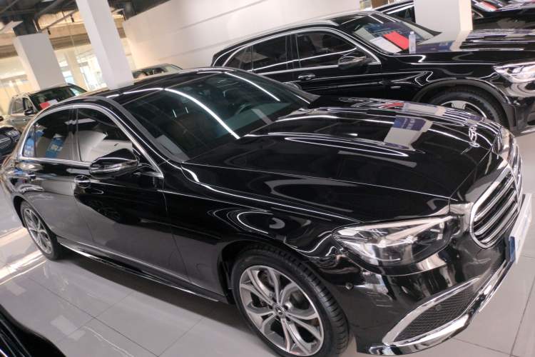 Used Mercedes-Benz E-Class 2022 Revised Version E 300 L Sporty and Stylish Edition
