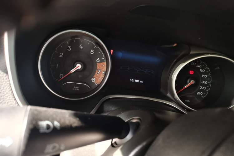 Used  Compass 2017 200T Automatic Family Edition
