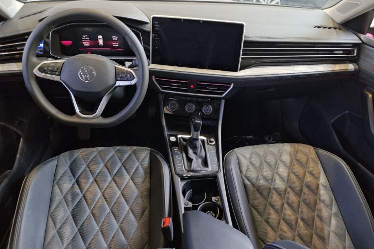 Used Volkswagen Sagitar 2023 300TSI DSG Excellence Edition
