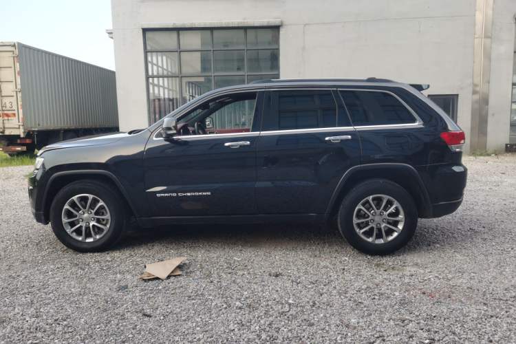 Used  Grand Cherokee 2014 3.0L Comfort Navigation Edition