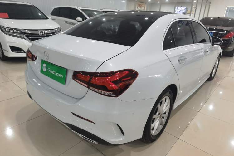 Used Mercedes-Benz A-Class 2021 A 200 L Sport Sedan Fashion Model
