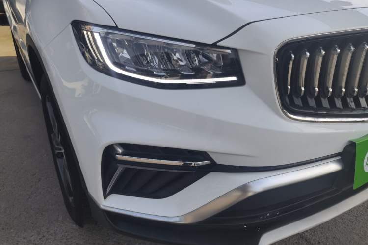 Used Geely Auto Emgrand X7 Sport 2022 1.8TD DCT Zhiya Trim
