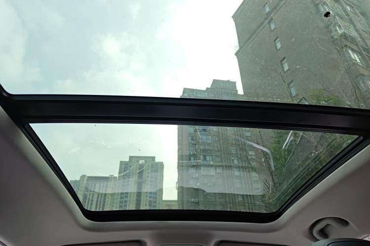 Used Roewe RX5 2019 20T Two-Wheel Drive Automatic Ali Smart Connectivity Platinum Edition