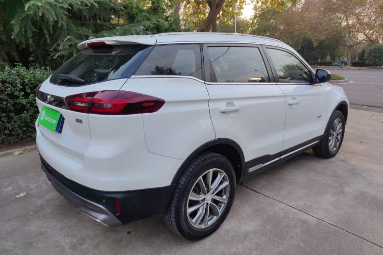 Used Geely Auto Emgrand X7 Sport 2018 1.8TD Automatic Two-Wheel Drive Smart Connect 4G Internet Edition